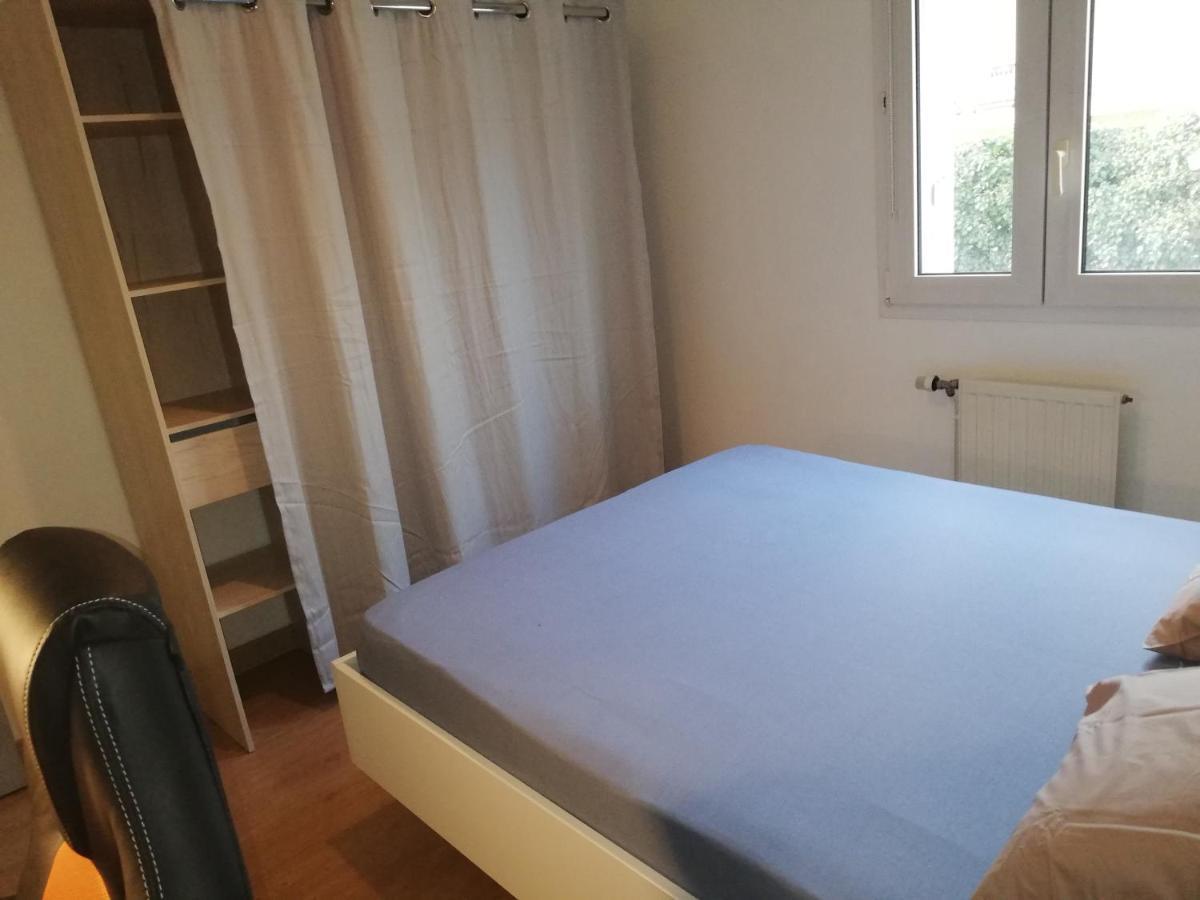 Grand T3 Avec Clim, Parking Et Terrasse Privative - Agen Apartment Екстериор снимка