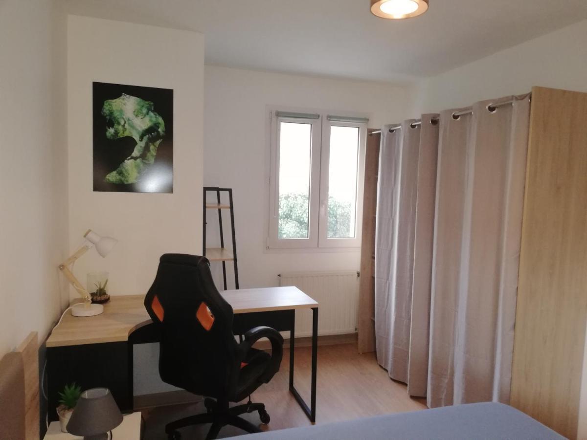 Grand T3 Avec Clim, Parking Et Terrasse Privative - Agen Apartment Екстериор снимка